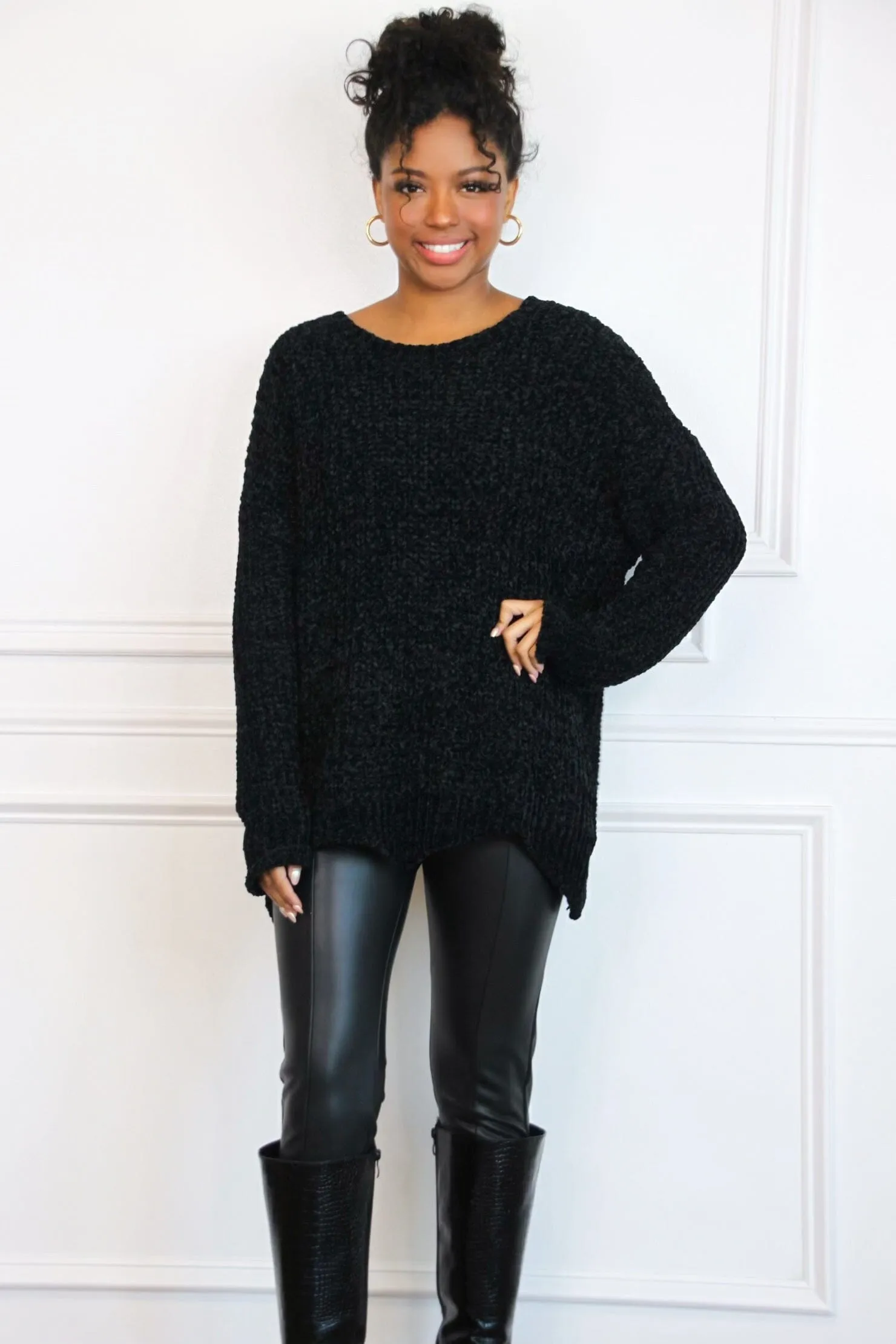 Cozy Crush Oversized Chenille Sweater: Black